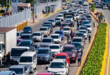 Un tapón vehicular que un año antes no existía por el confinamiento. (Diario Libre/Juan Miguel Peña)