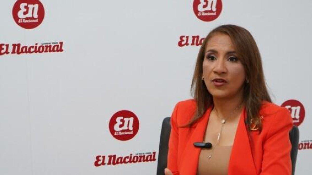 Zoraima Cuello llama a regular la IA y fortalecer el pensamiento crítico