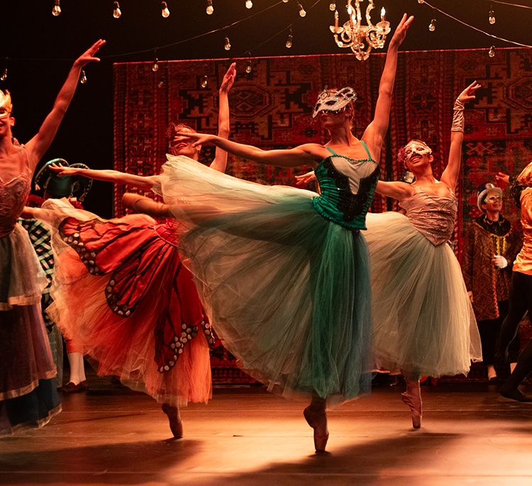 Los Pasos del Tiempo recorre la historia del ballet dominicano