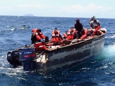 Inmigrantes desbordan prisión en Bahamas
